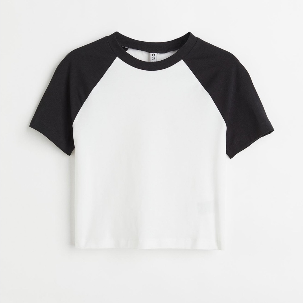 HM Raglan Cropped Tee